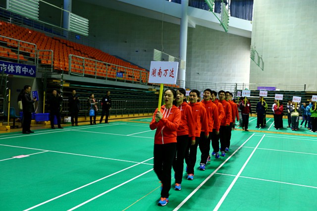 奋力拼搏,勇夺第一;团结协作,兴我万达 !